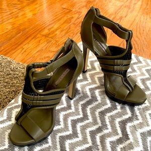 Bcbg heels 6m